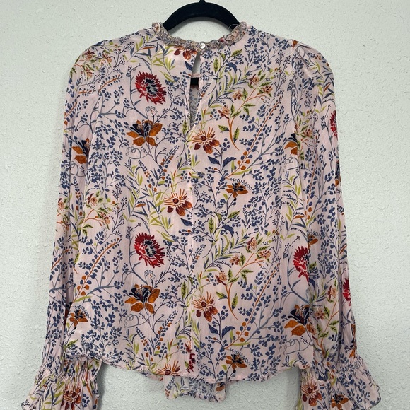 Velvet by Graham and Spencer Malia high neck floral print top - Picture 4 of 8